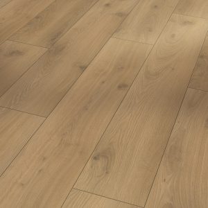 Stratifié Classic 1050 Chêne tradition naturel. 1285 x 194 x 8 mm