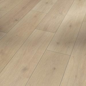 Stratifié Classic 1050 Chêne Naturel Mix Clair. 1285 x 194 x 8 mm